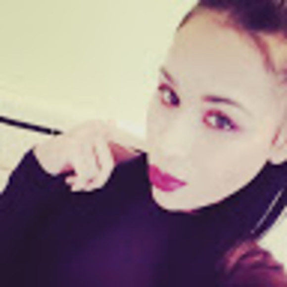 Meet your Posher, Beauty - Picture 1 of 1